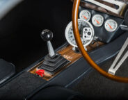 Holden HK Monaro shifter