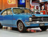 Street Machine TV HK Monaro GTS 327 Blue 4