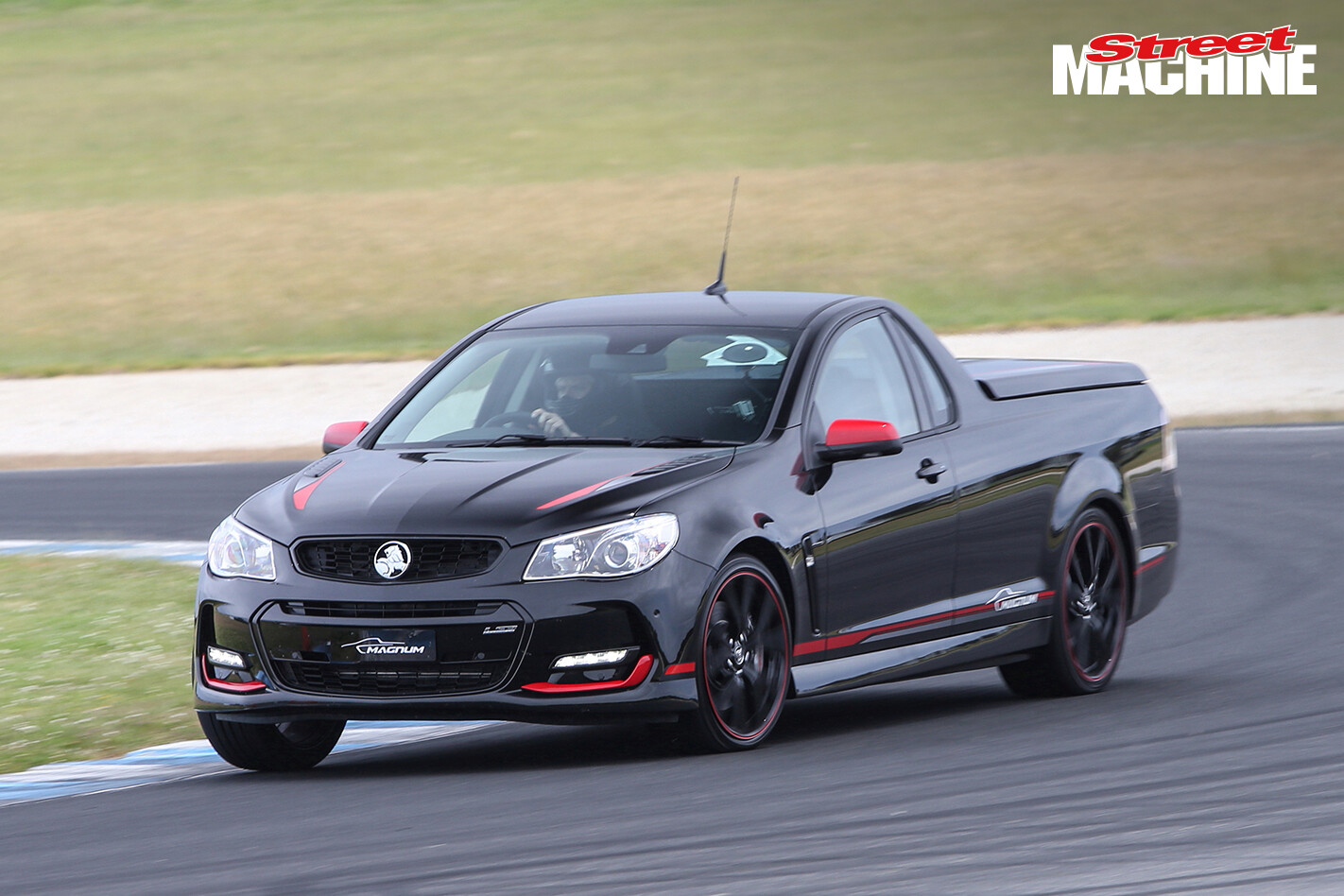 Holden Commodore Ute Magnum 1
