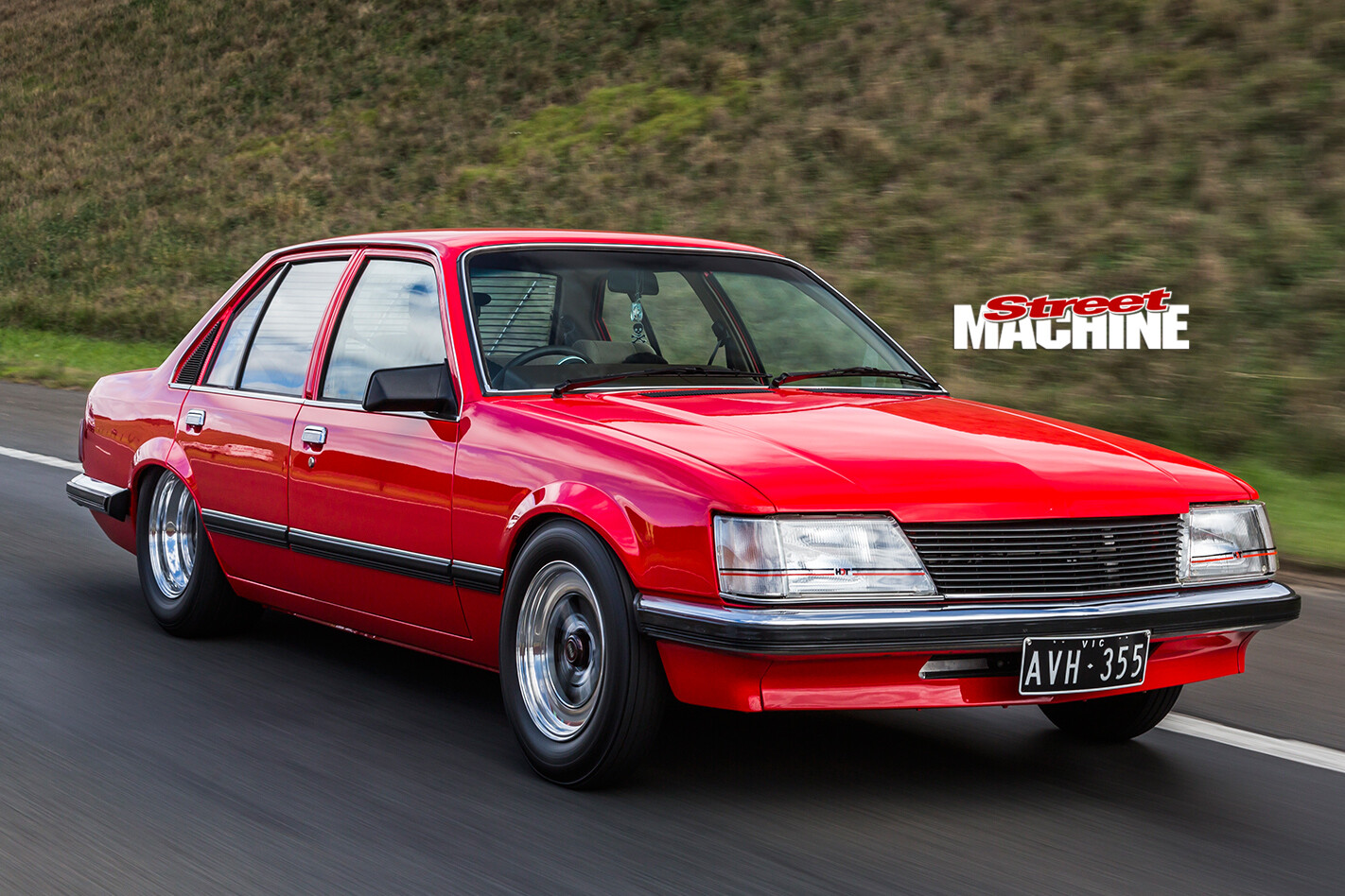 Holden -Commodore -VH-onroad -2
