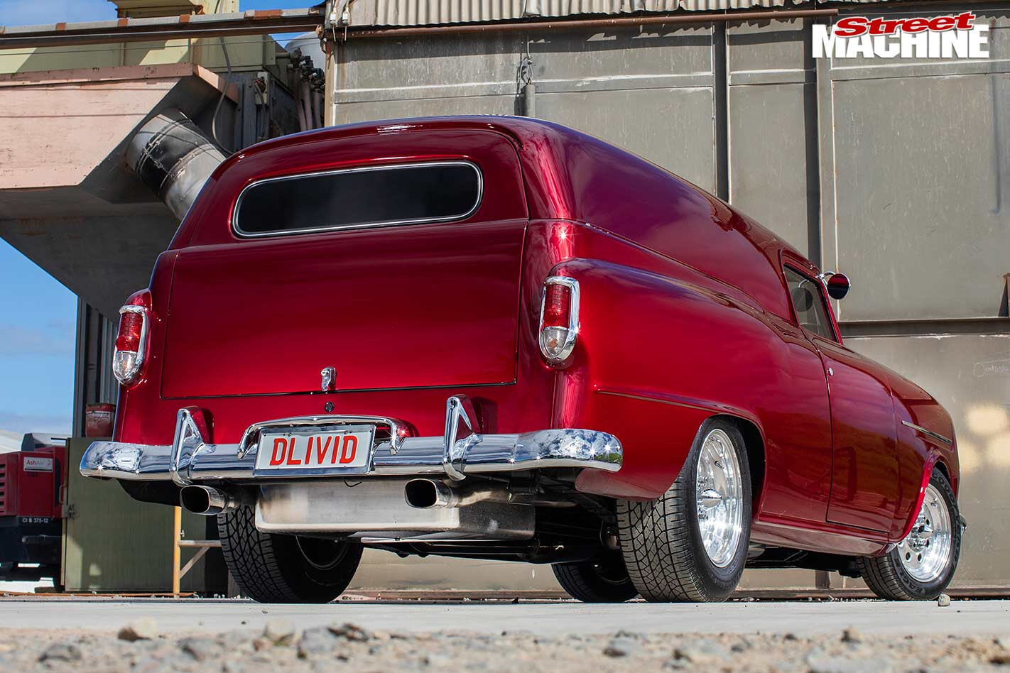 Holden EK van