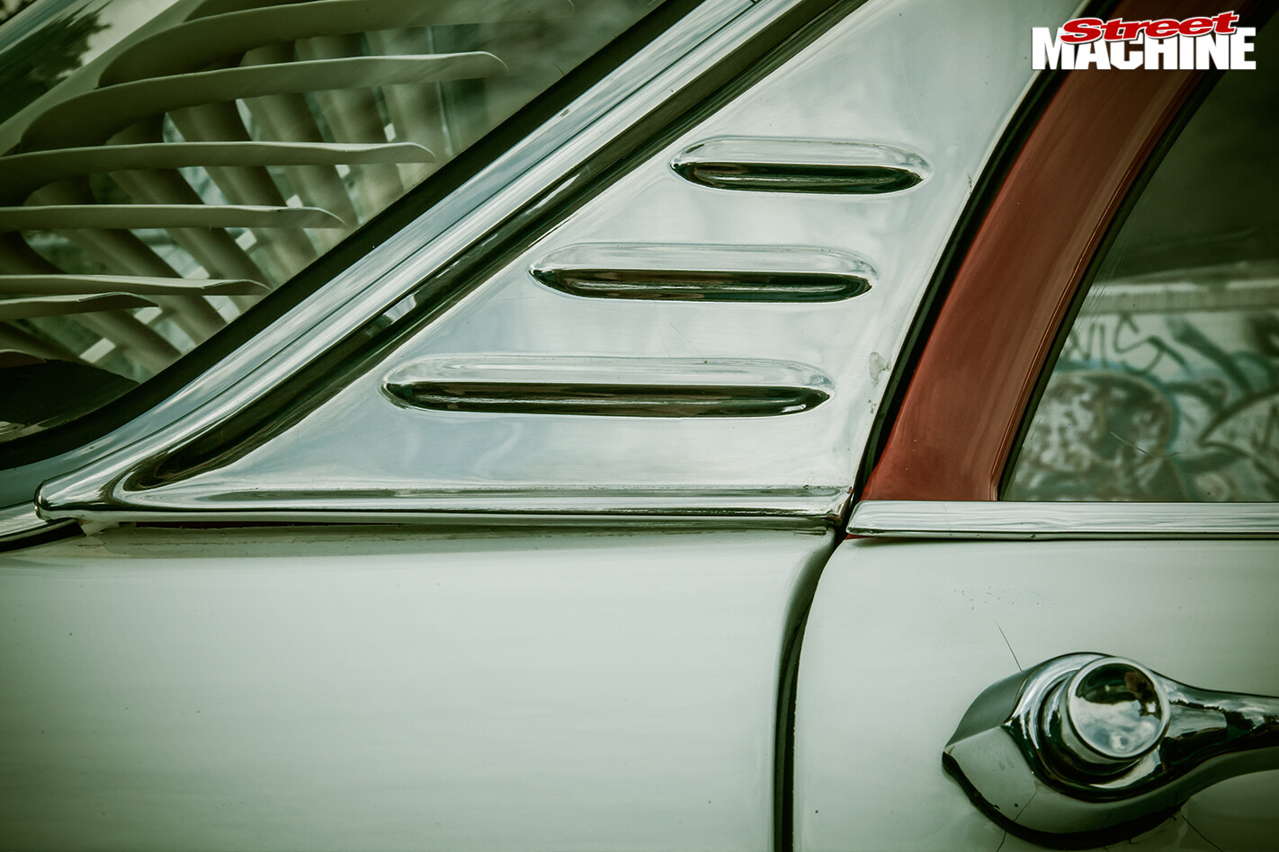 Holden -FB-detail