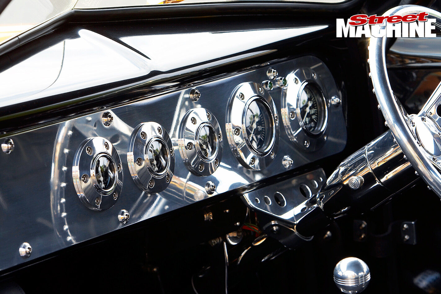 Holden -FJ-dash -124