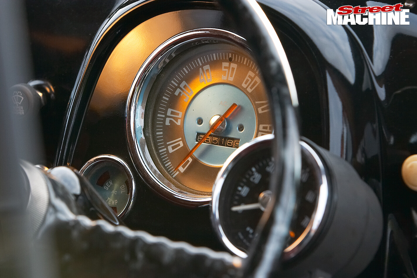 Holden -FX-48-215-interior -dash