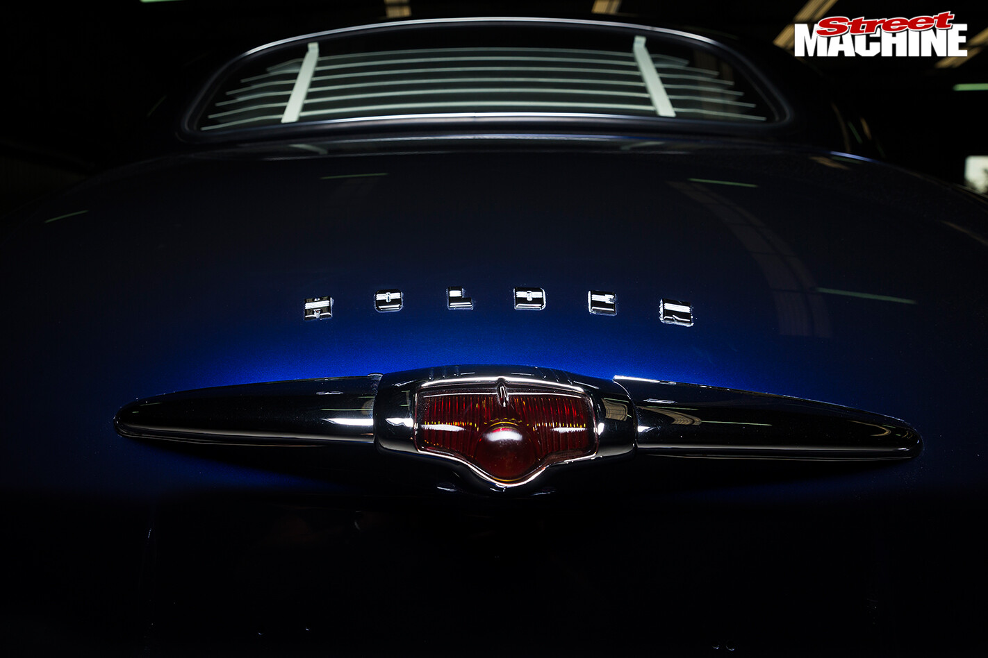 Holden -fx -sedan -rear -badge