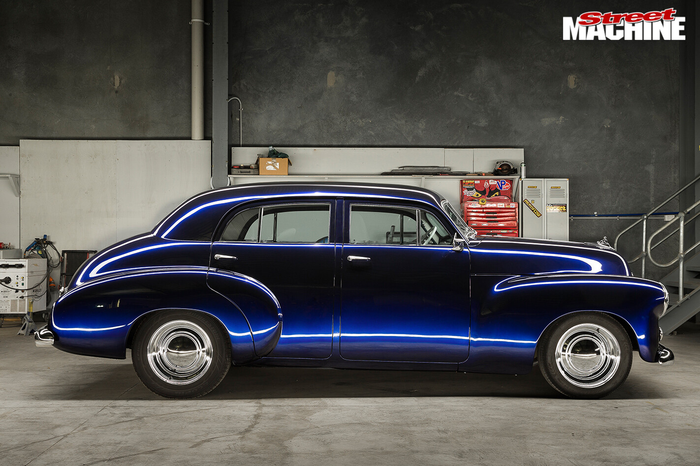Holden -fx -sedan -side -view