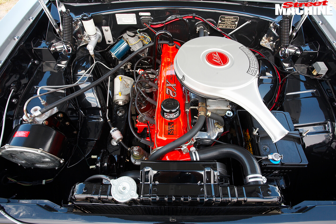 Holden -HD-van -engine -2