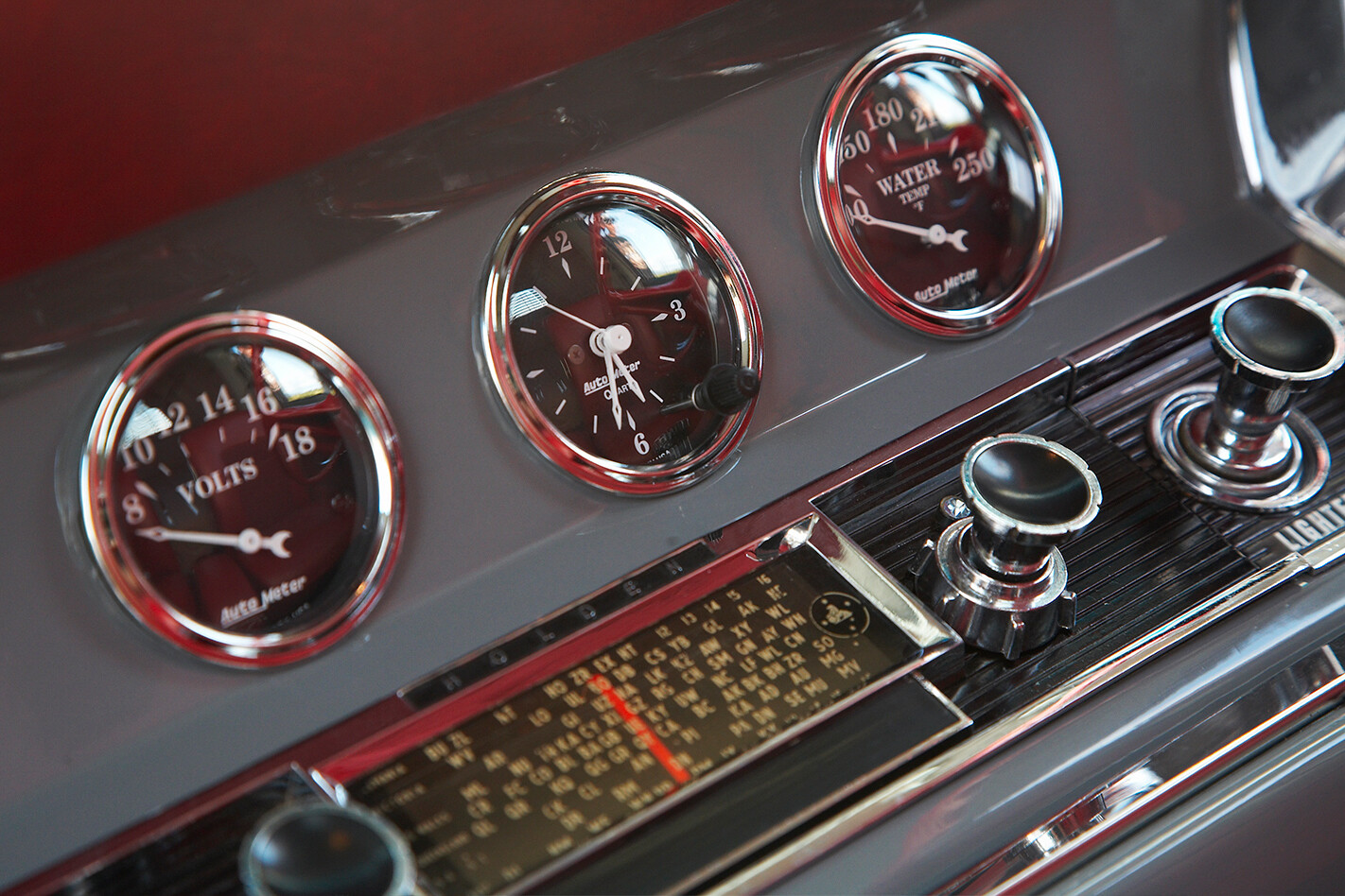 Holden -HD-van -interior -gauges