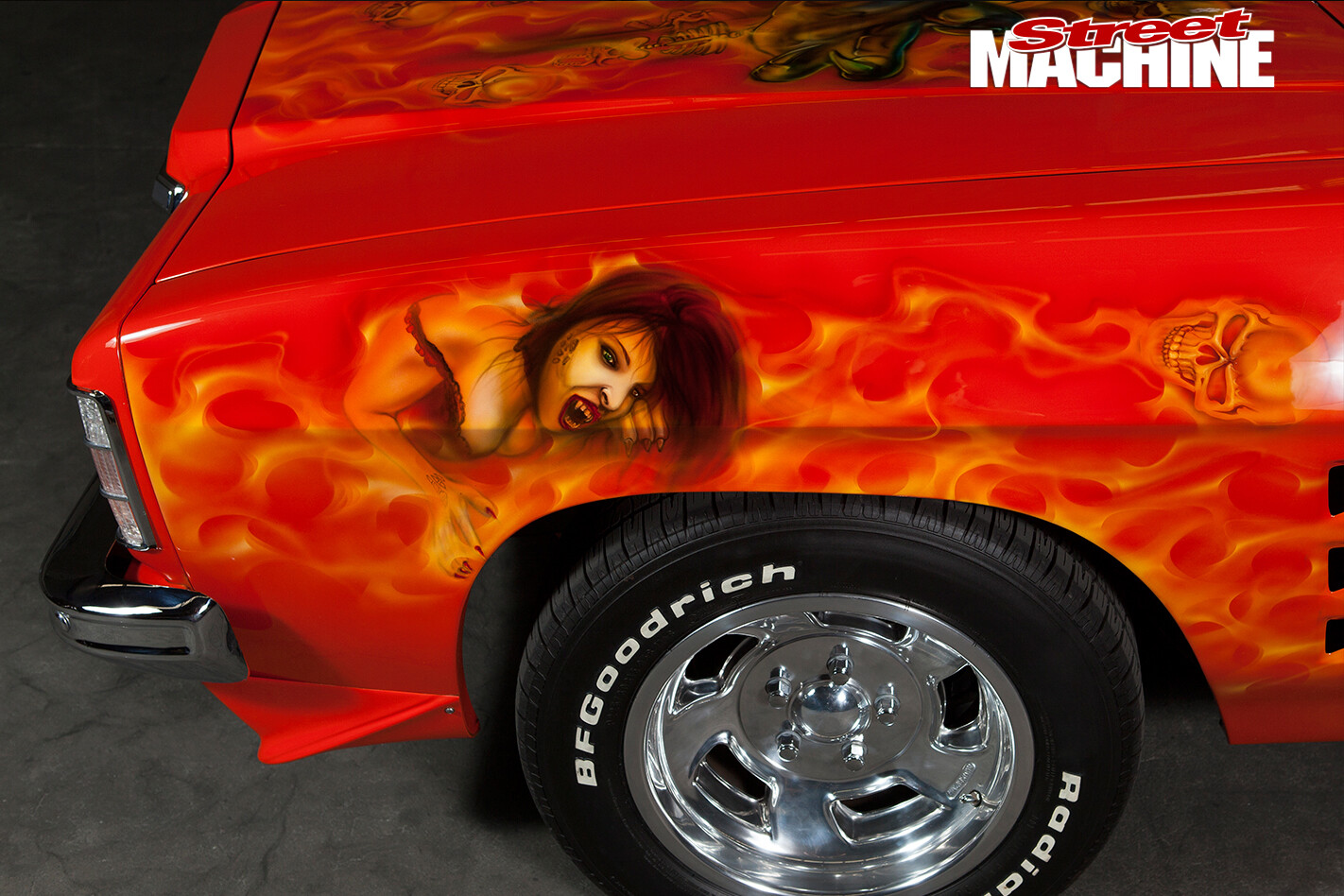Holden -HJ-Sandman -murals -side -front