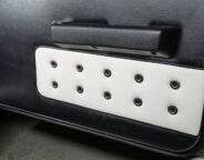 Holden HJ van doortrim