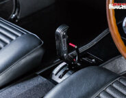 Holden HK Monaro shifter