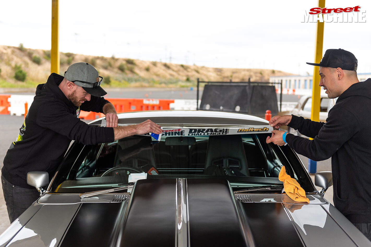 Holden HQ Drag Challenge