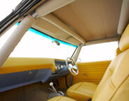 Holden HQ Monaro interior
