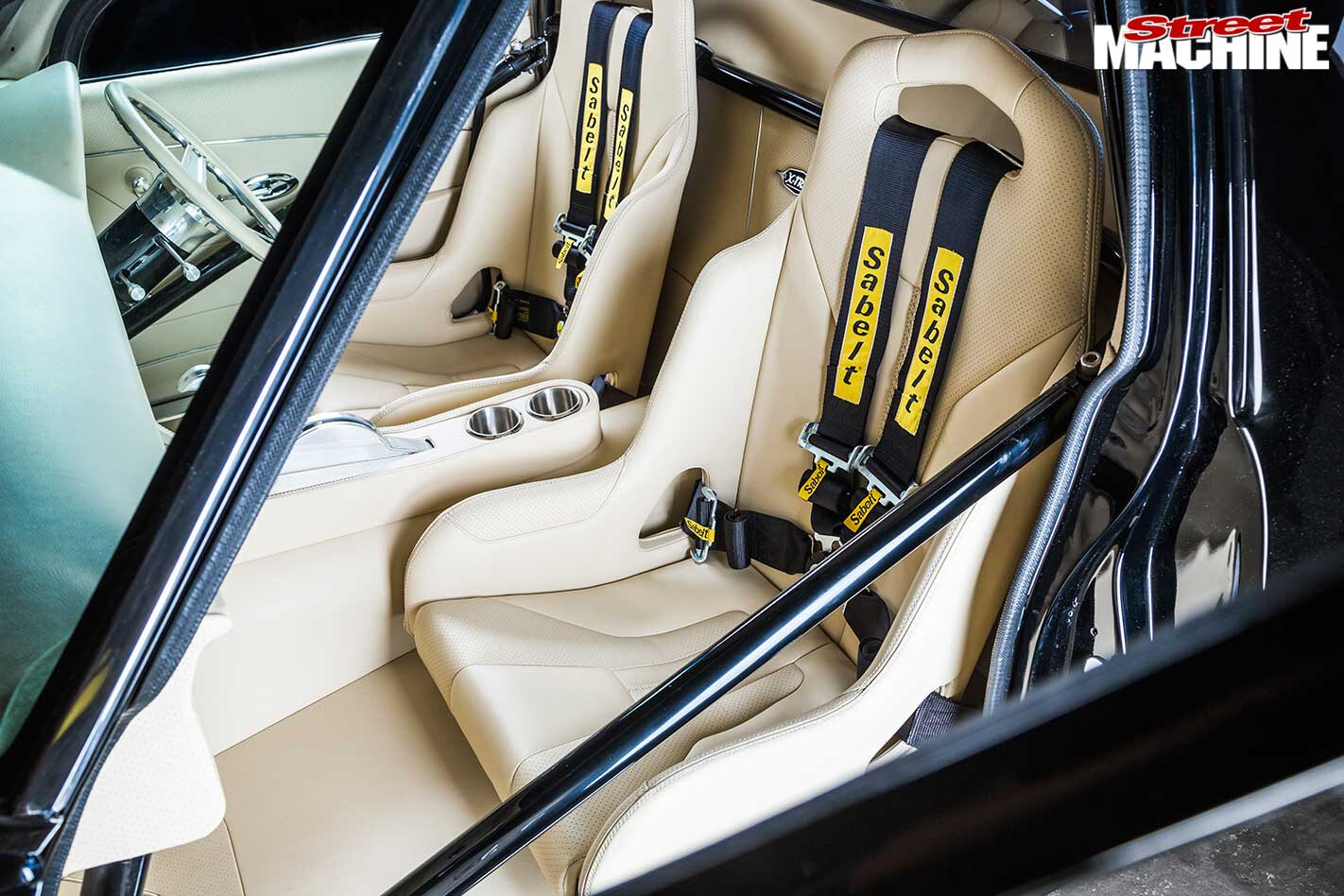 Holden HQ ute seats