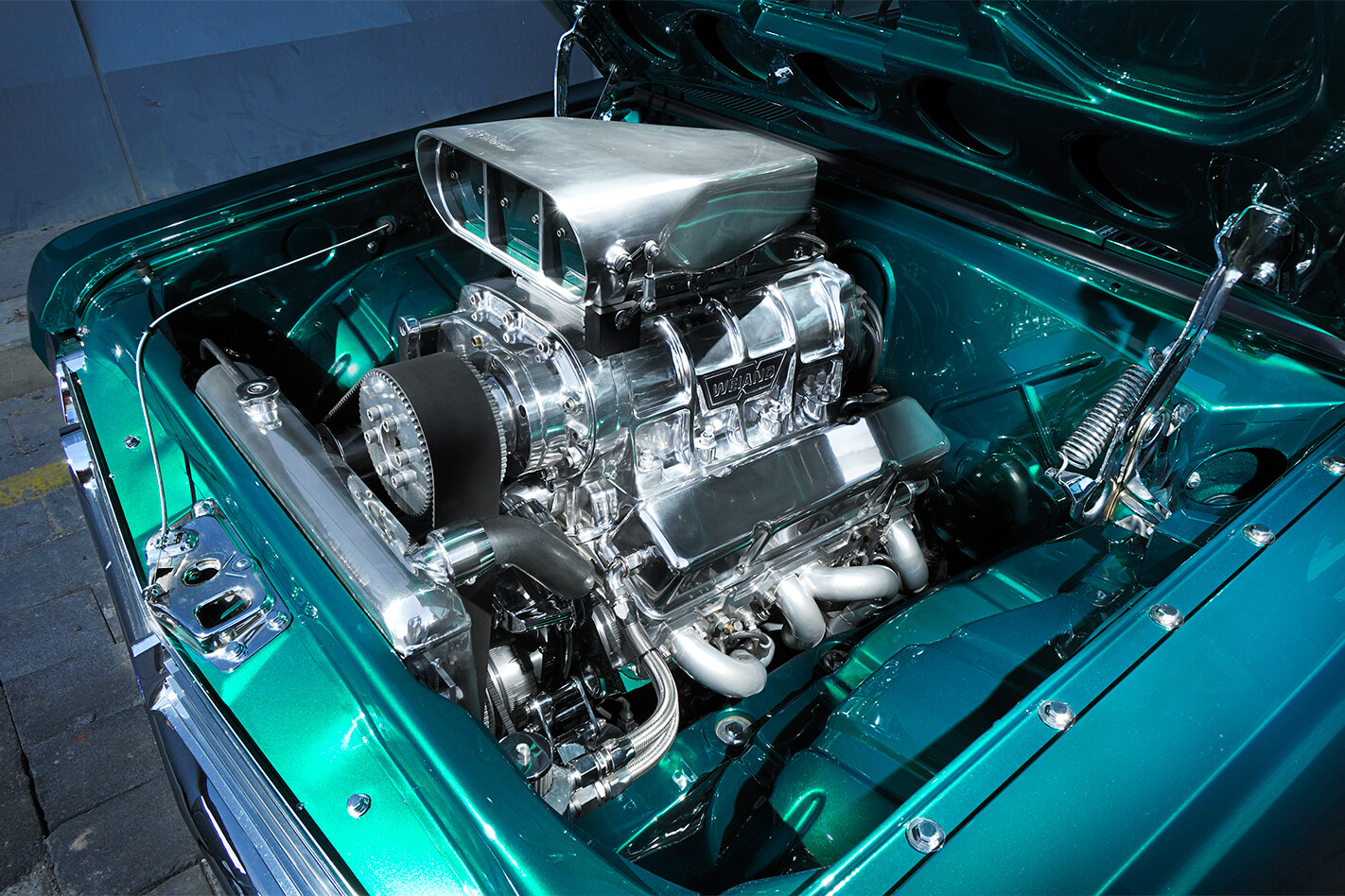 Holden -HR-engine -bay