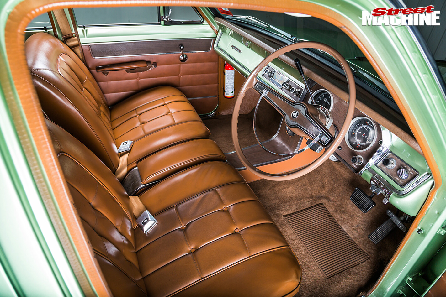 Holden -HR-interior -front