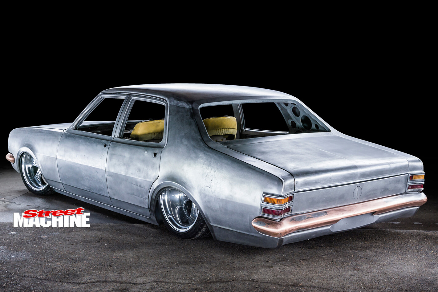Holden -HT-Kingswood -rear -view