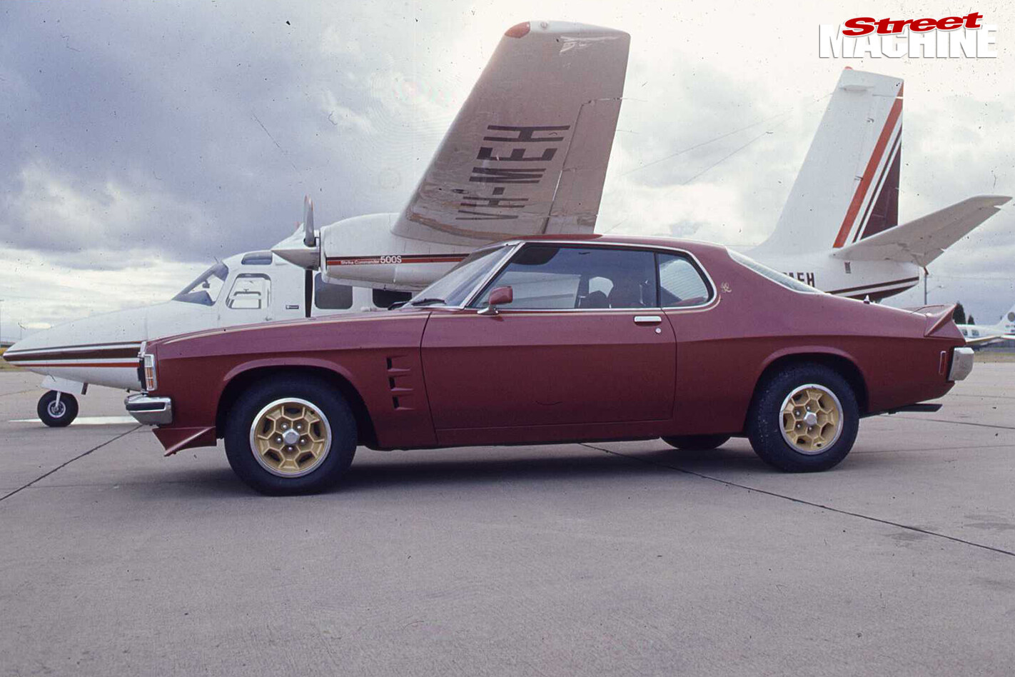 Holden -hx -le -monaro