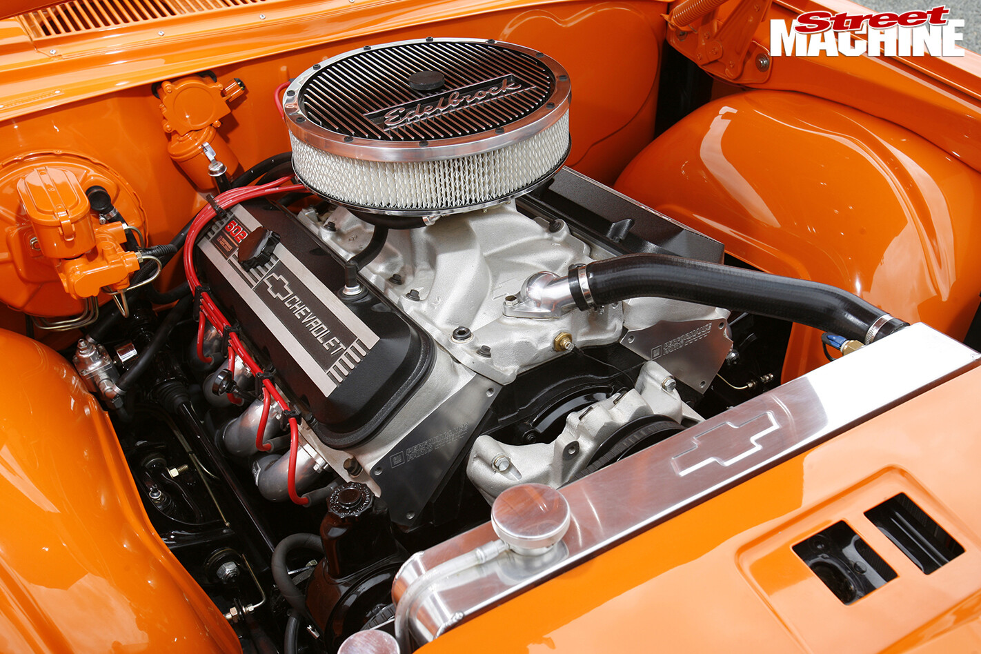 Holden -HZ-Sandman -engine -bay