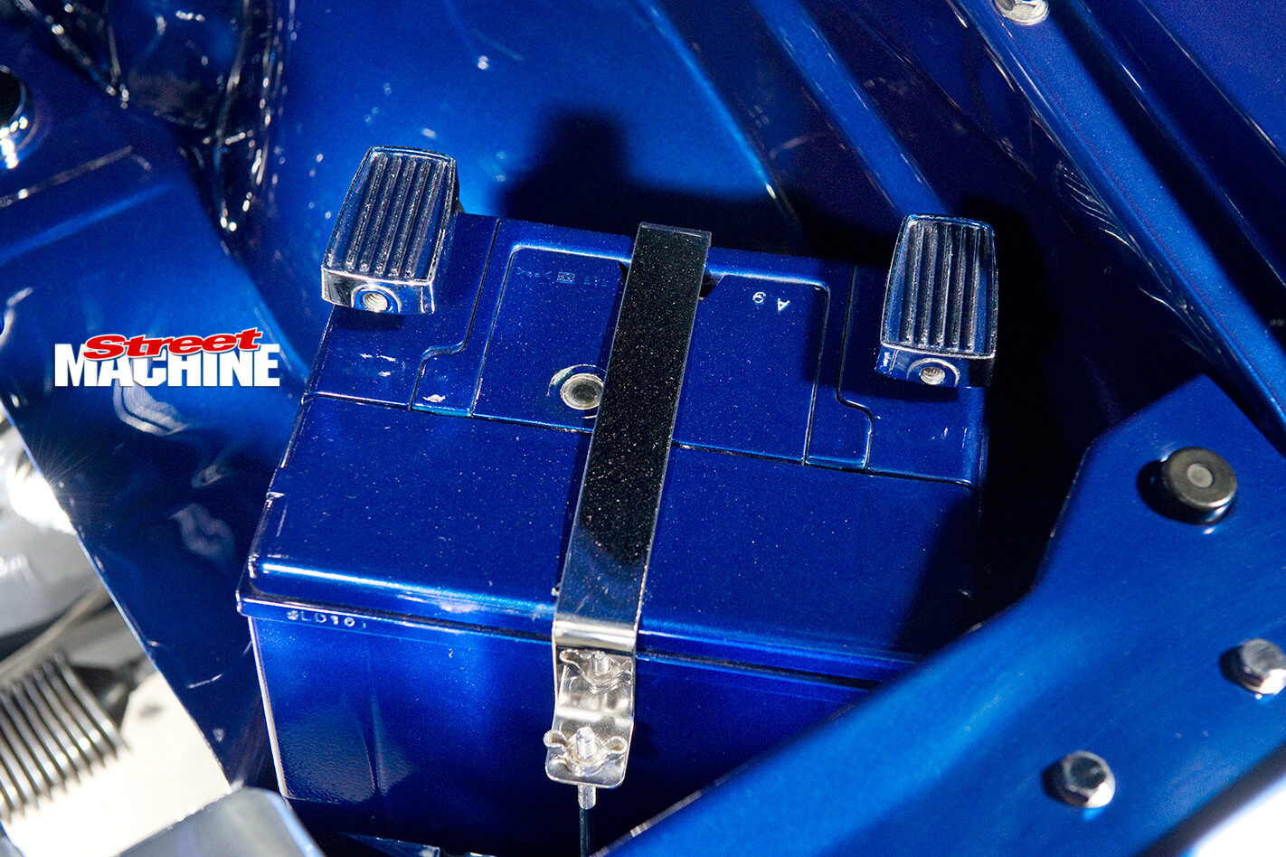 Holden -LH-Torana -battery