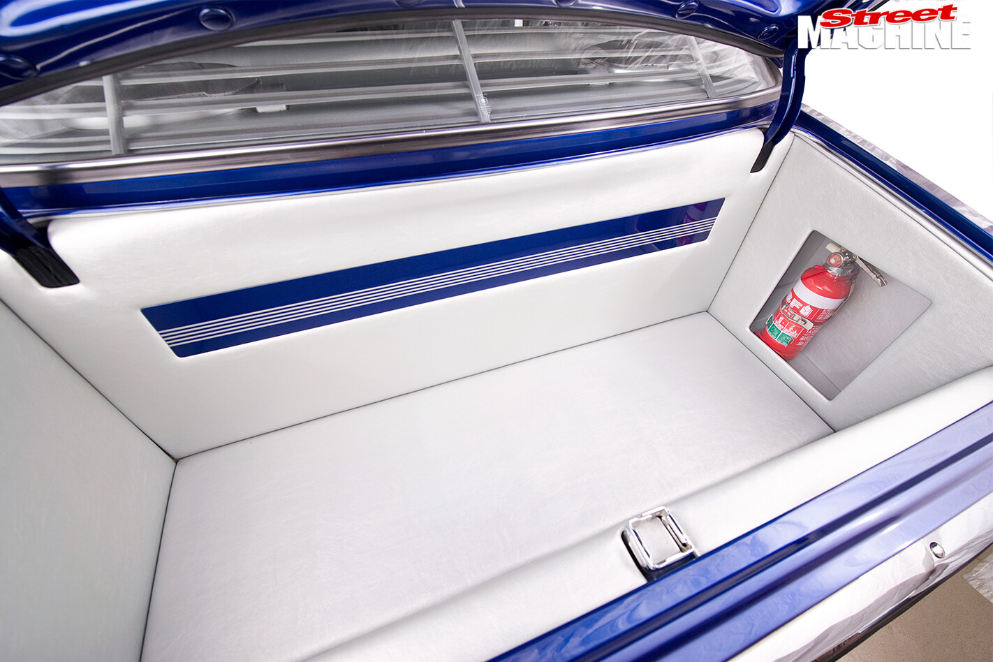 Holden -LH-Torana -boot
