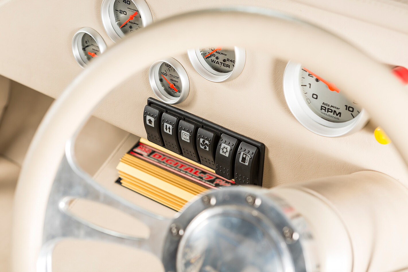 Holden LX Torana dash