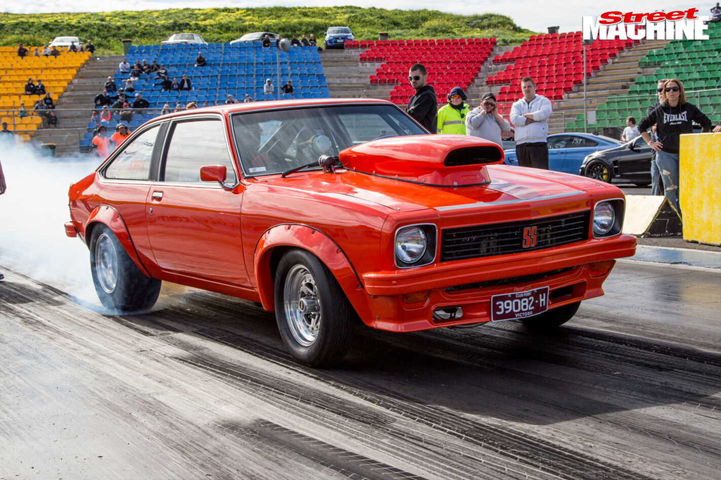 Holden -LX-Torana -dragstrip