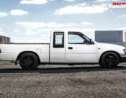 Holden Rodeo side