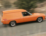 Holden Sandman onroad