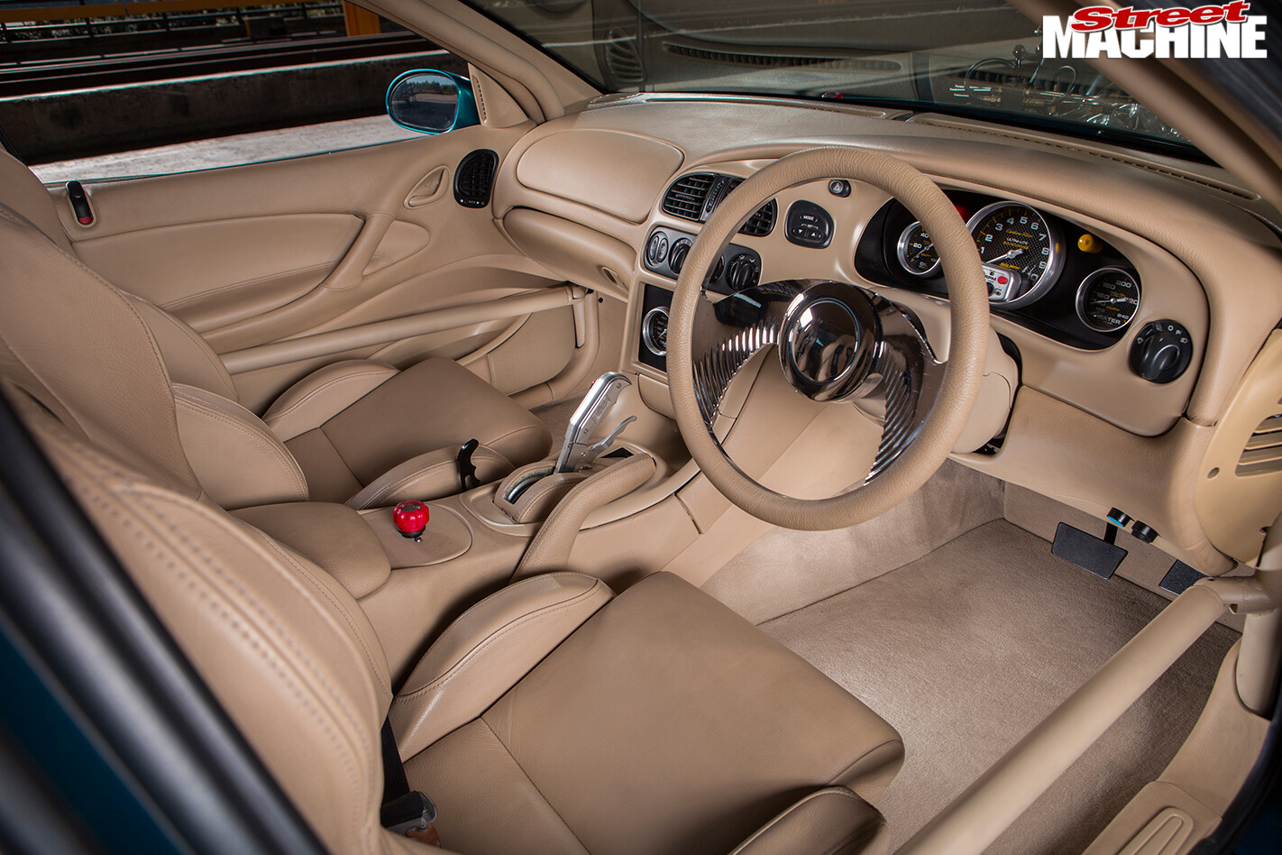 Holden -SS-ute -interior -front