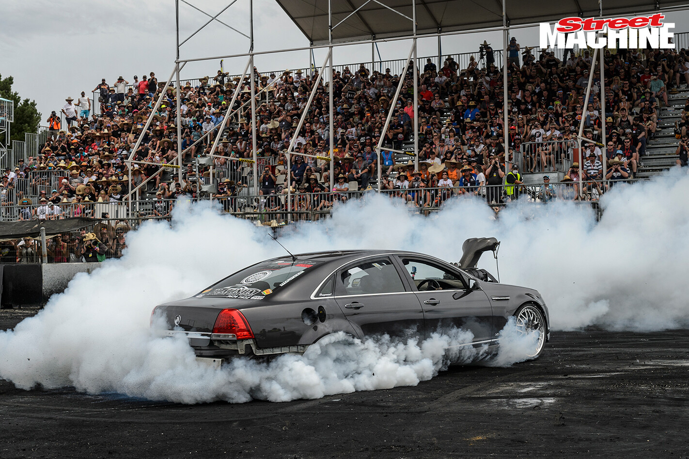 Holden Statesman Blown Burnout MUTINY