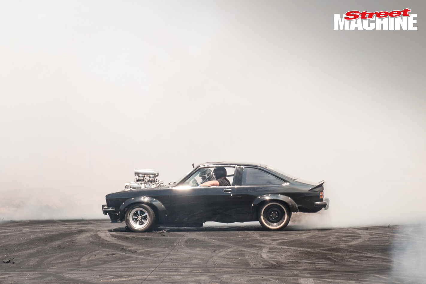 Holden Torana Hatch Burnout 5684