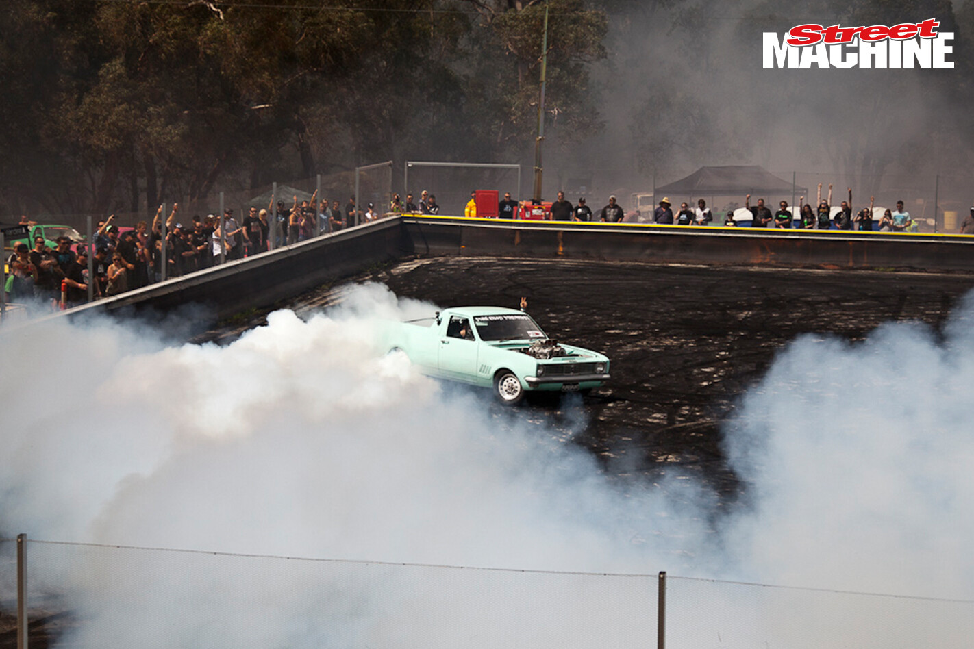 Holden Ute Burnout 213