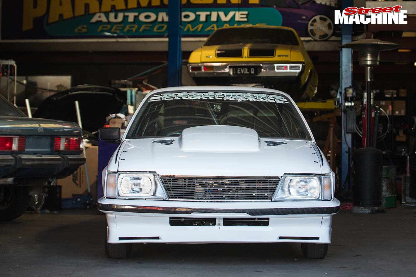 Holden VH Commodore front