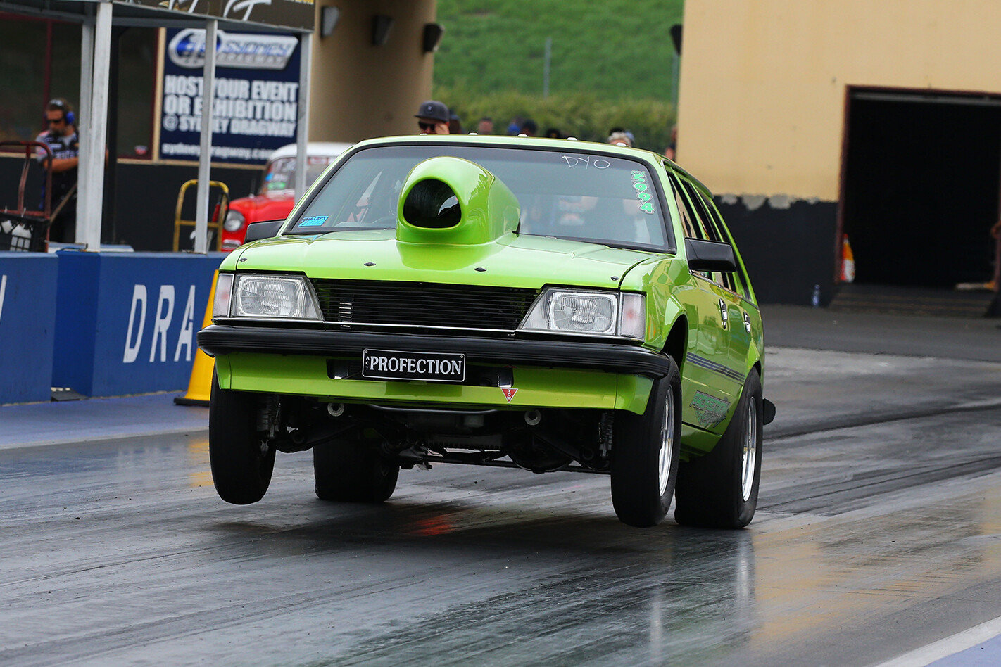 VH Vacationer drag