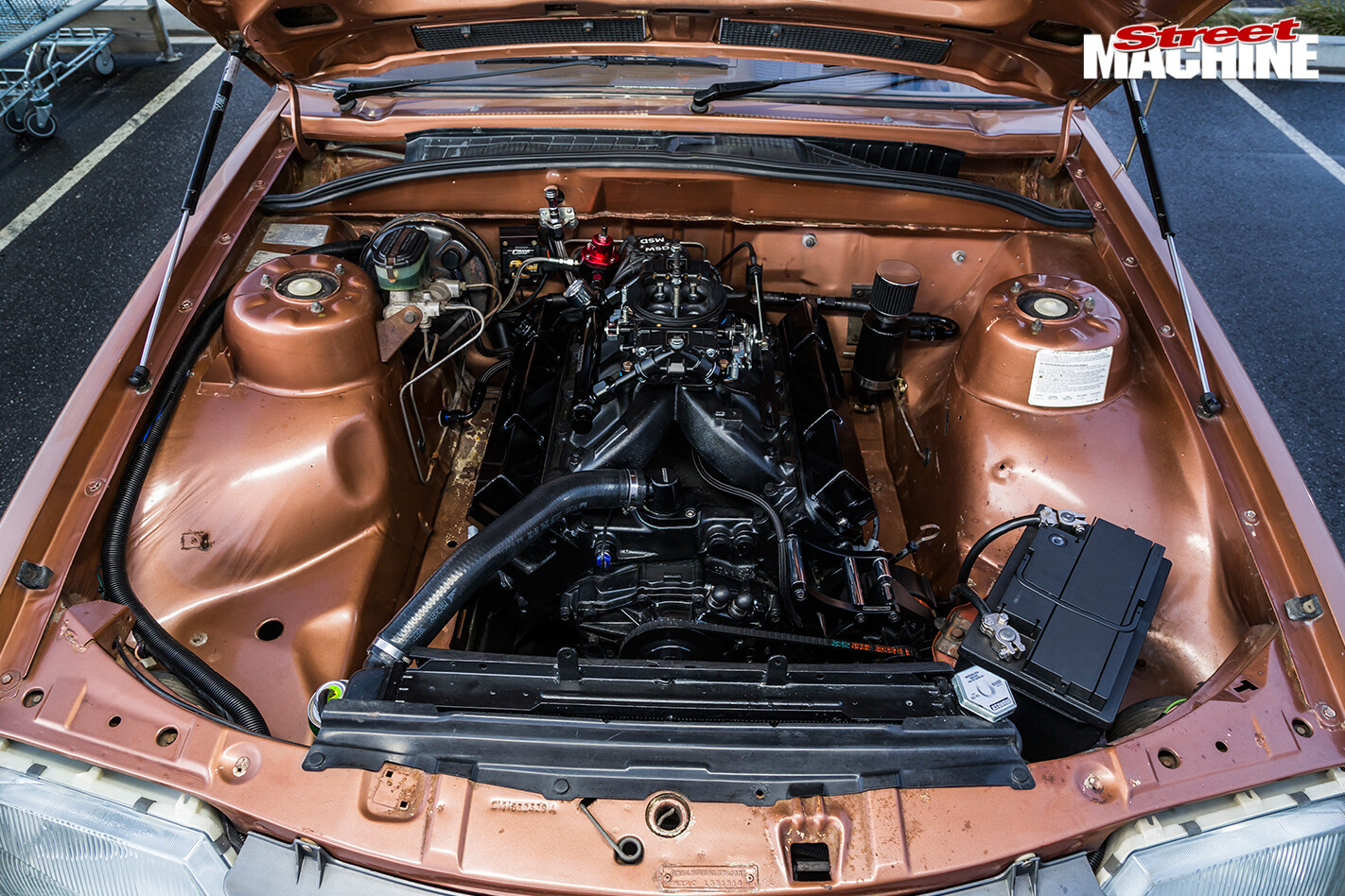Holden -vh -vacationer -wagon -engine -bay