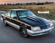 Holden VK Calais