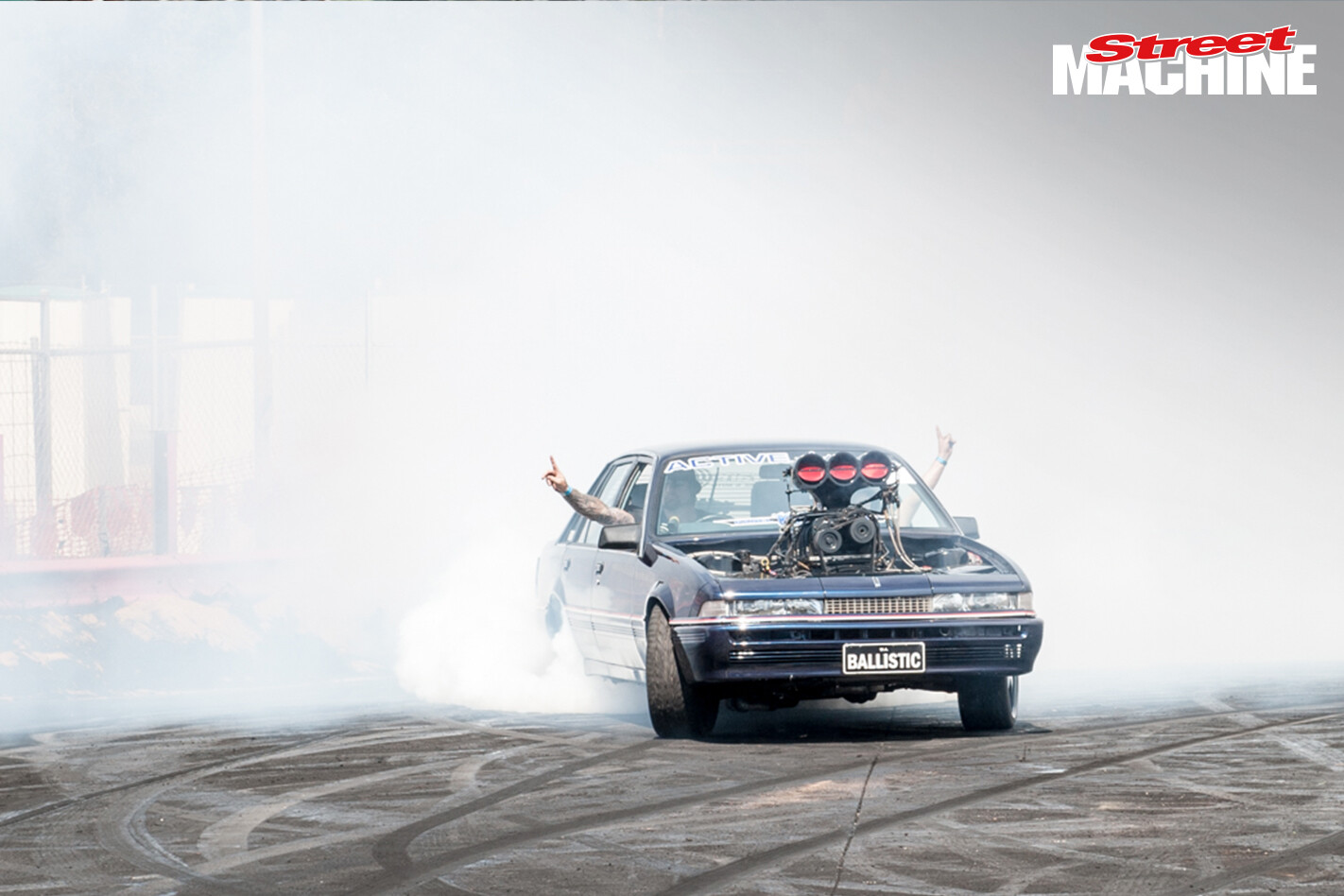 Holden VL Blown Burnout 5712