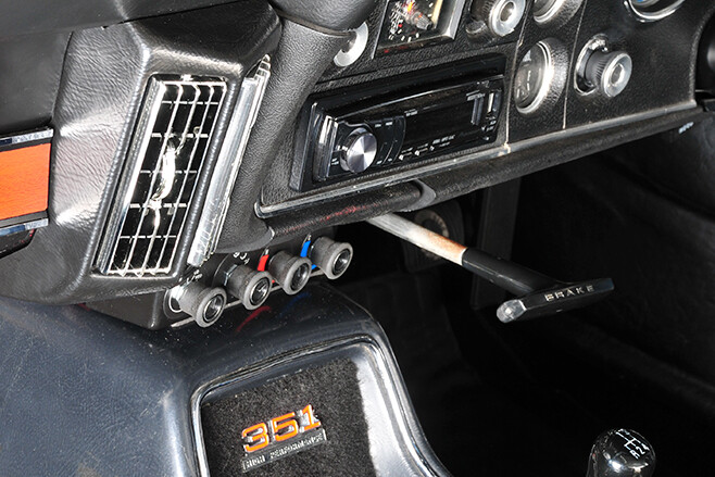 Fitting an aircon kit