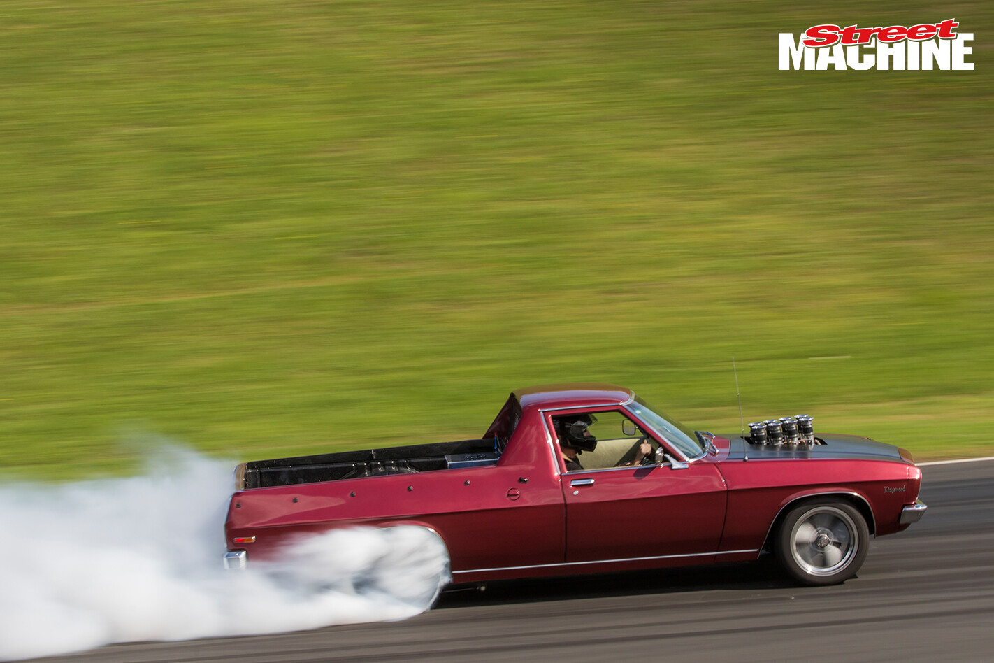 HQ Holden Ute Burnout