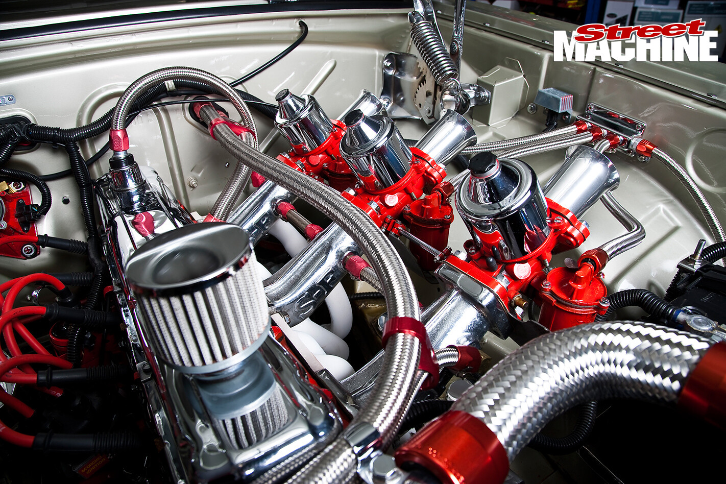 HR-Holden -engine -detail -4 