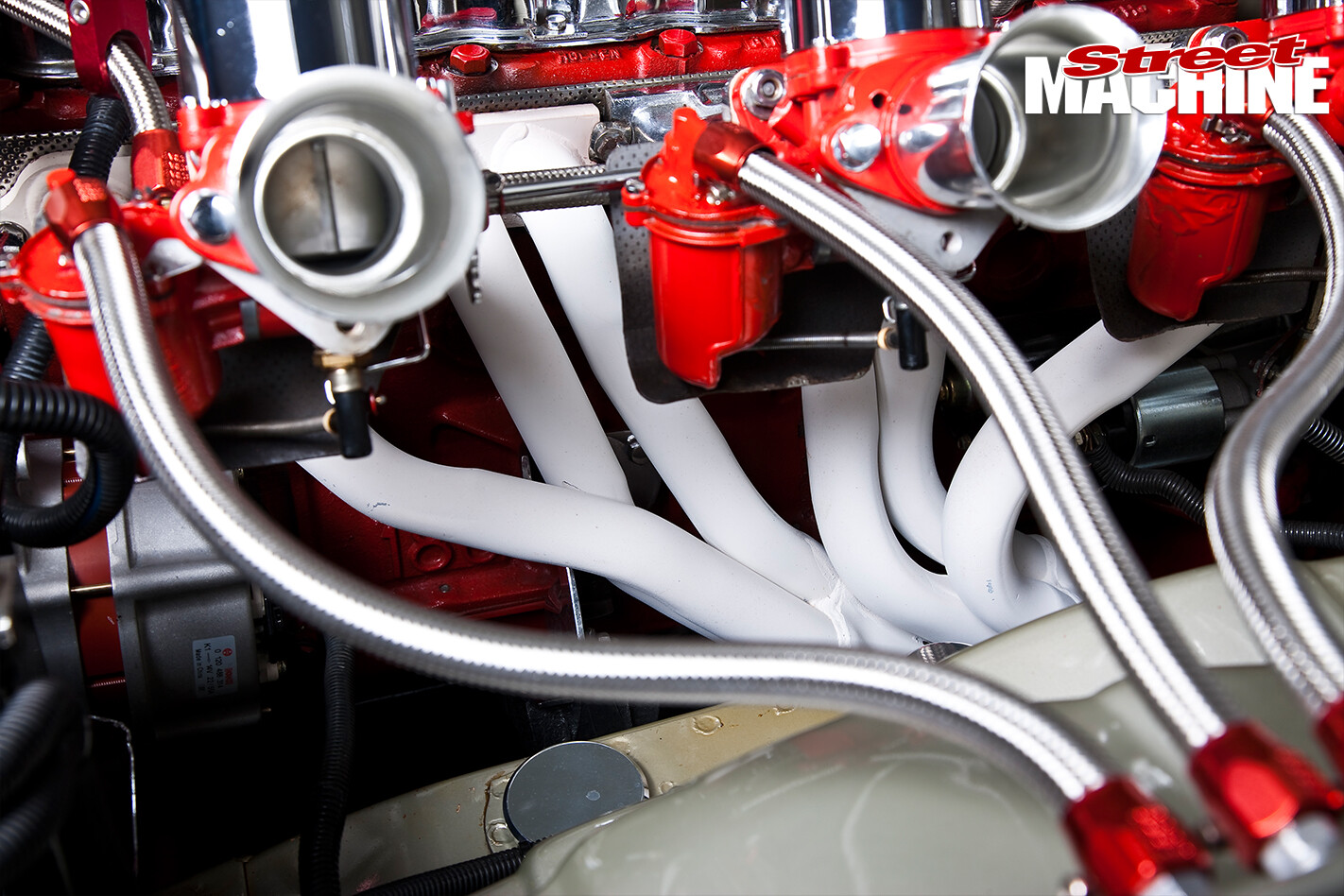 HR-Holden -engine -detail -7