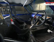 HR-Holden -inside -1422