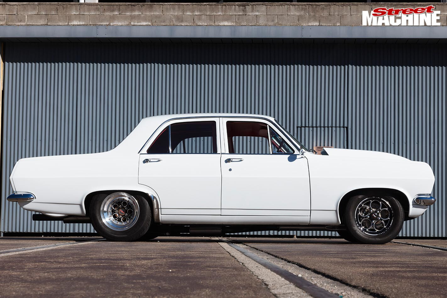 HR-Holden -side