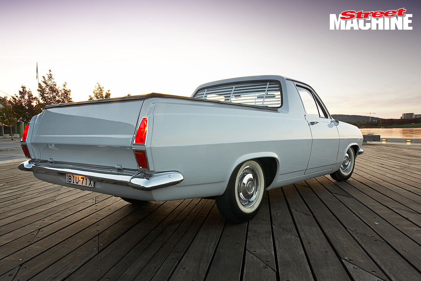 HR Holden Ute 1