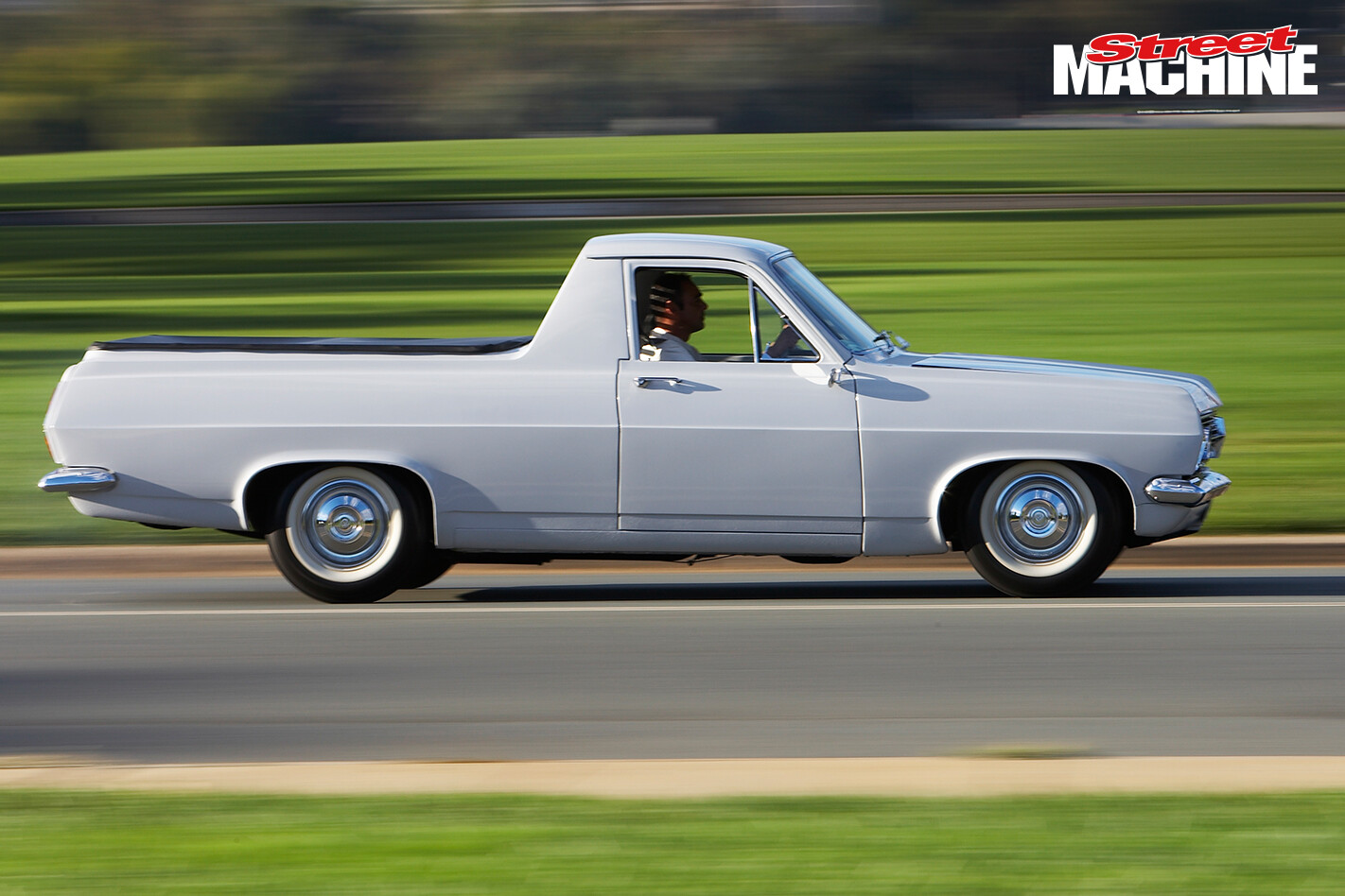 HR Holden Ute 4