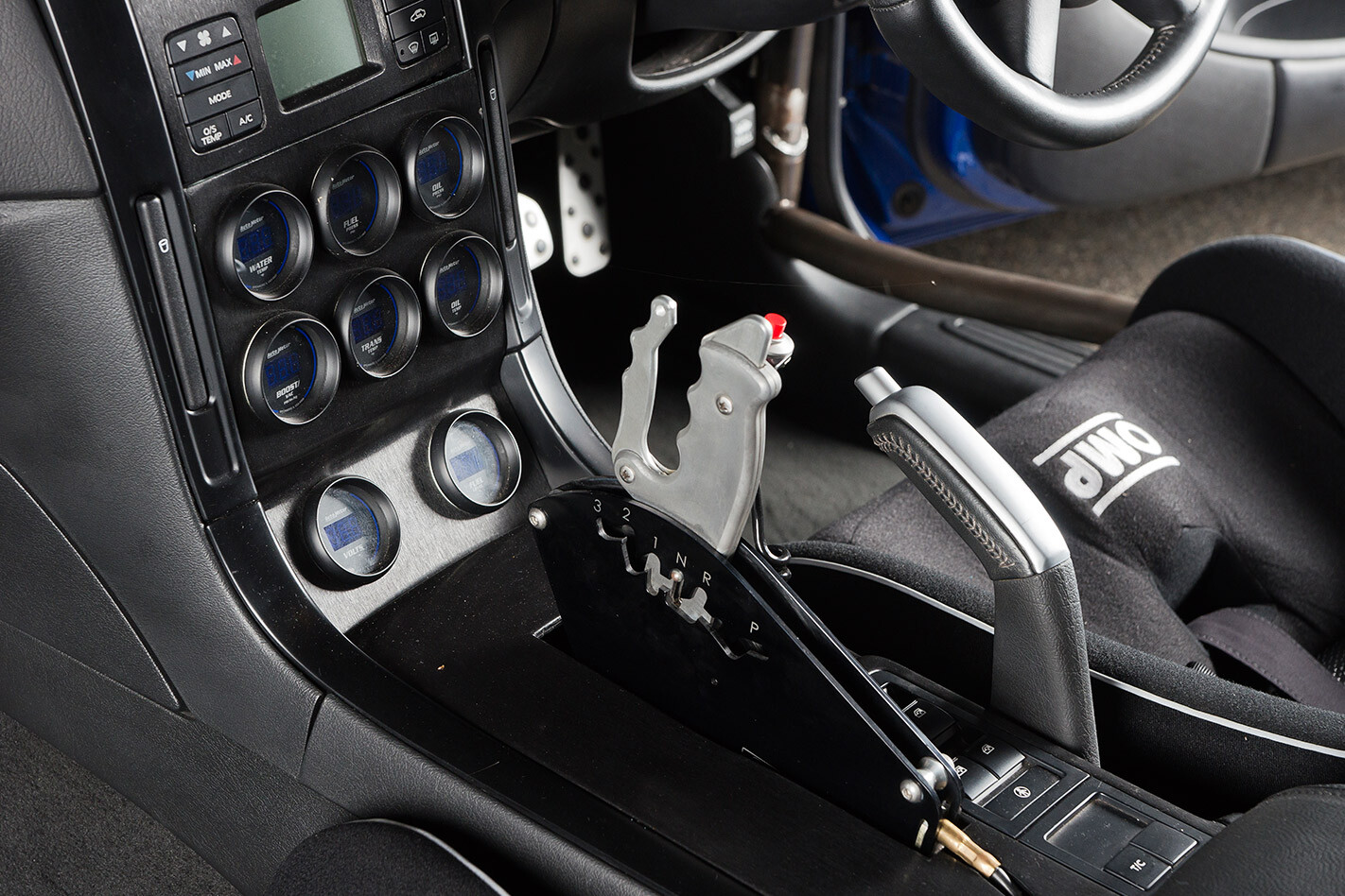HSV Clubsport console