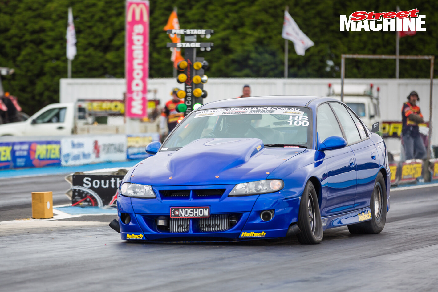 HSV Clubsport NOSHOW Wheelstand 1