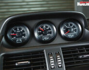 HSV GTS dash