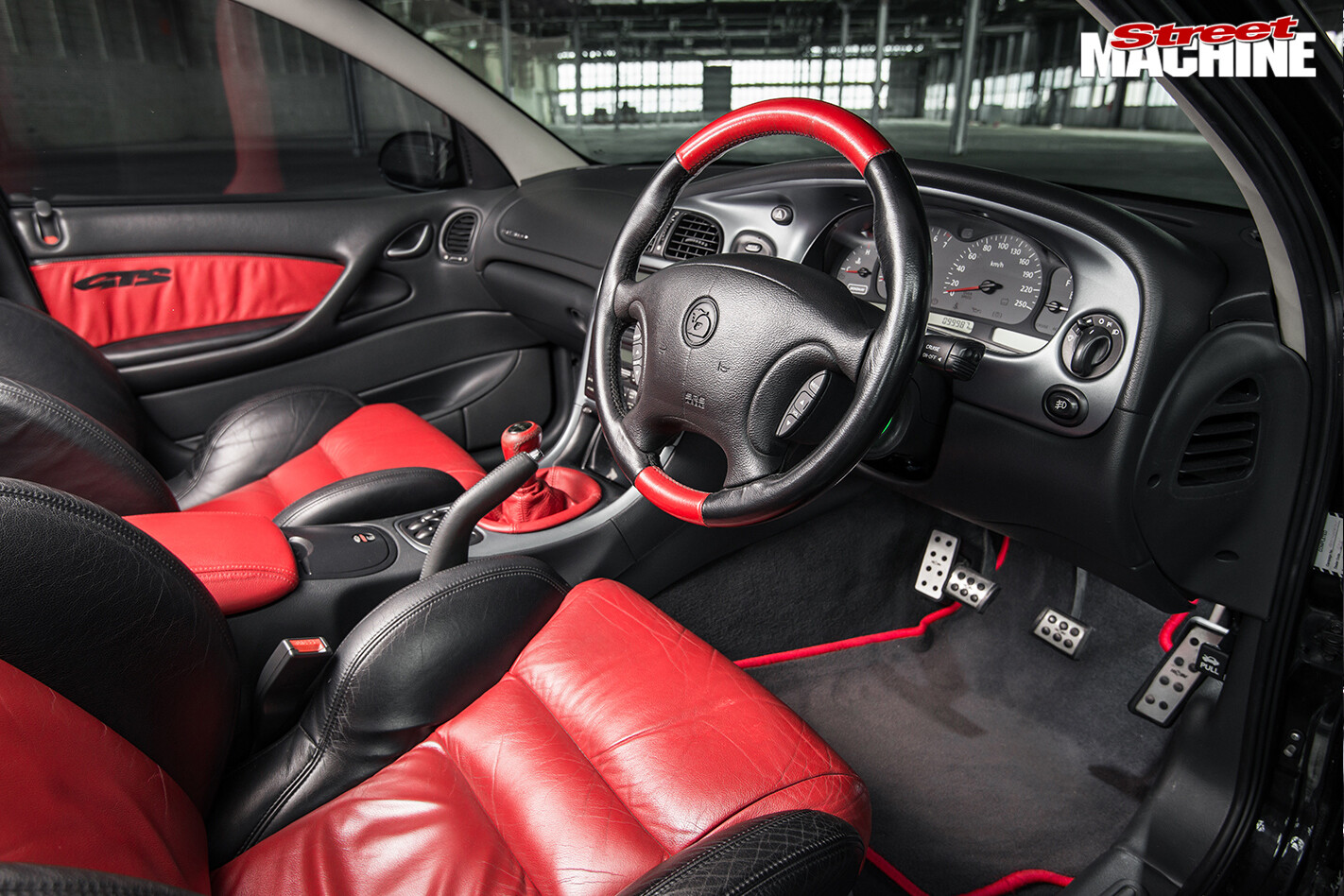 Hsv -gts -vt II-interior